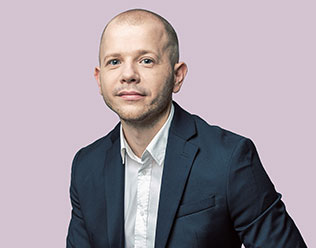 Адвокат Денис Кузьмин